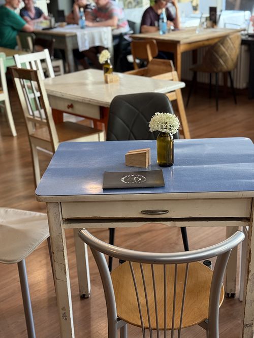 inside  at L‘ Insalatina in Merano