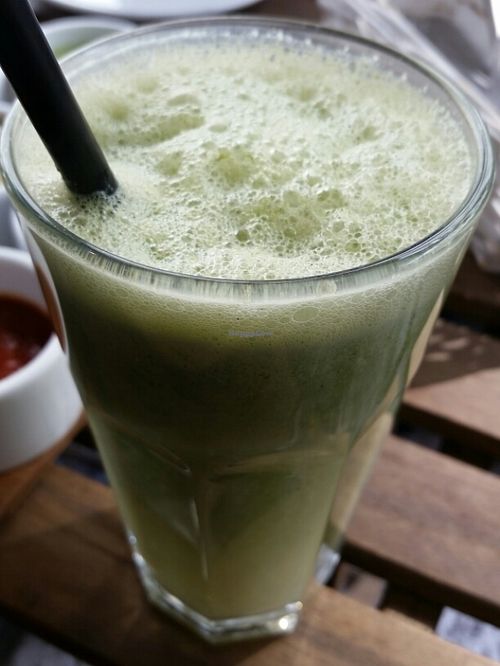 matcha lassi at Tel Aviv Urban Food in Warsaw