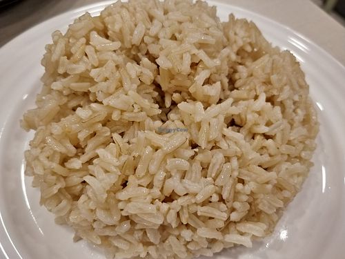 Brown rice at D'life 蔬食 - Somerset  in Central Singapore
