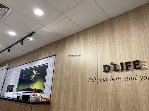 Serving counter  at D'life 蔬食 - Somerset  in Central Singapore