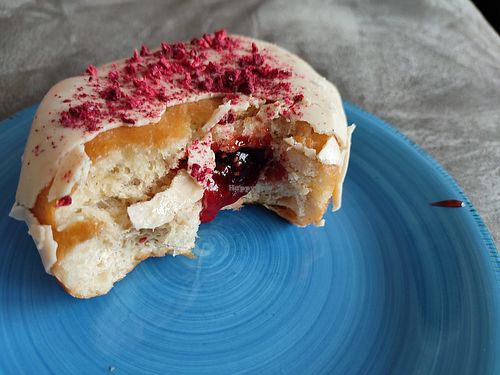 Raspberry Jam at Bungnuts vegan Doughnuts. in Barcelona