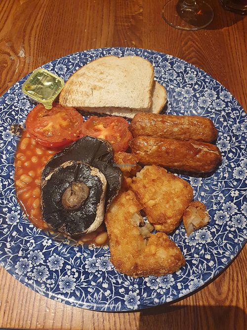 Vegan breakfast at The Sir Henry Segrave in Southport