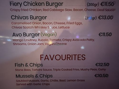 Avocado-Burger at The Blackbull Pub in St Julians