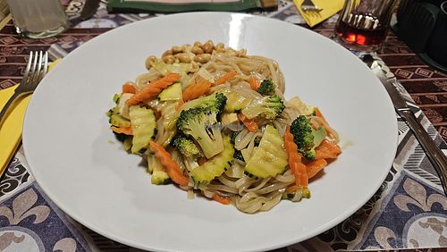 Pad Thai (Reisnudeln mit Gemüse) at Sukothai in Klagenfurt