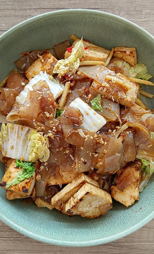 Drunken noodles, tofu & veg, 2026 at Kaow Thai in Warwick