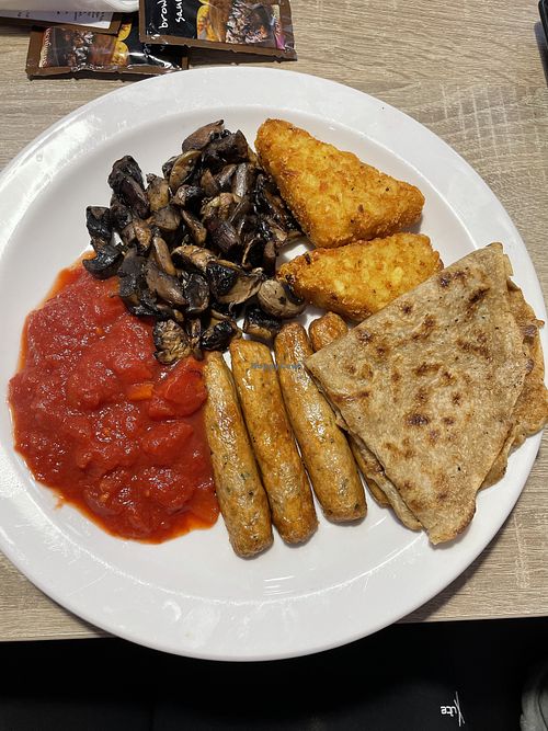 Vegan breakfast (minus beans)  at Oatcakes & Milkshakes in Stone