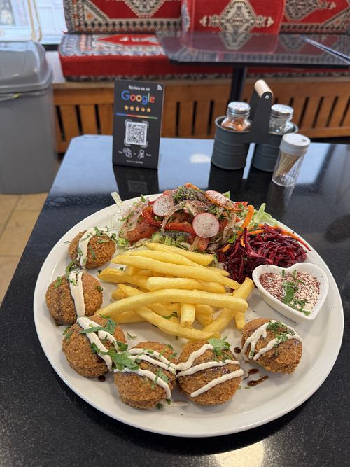 V4 - Falafel Teller  at Sham Imbiss in Ochsenfurt
