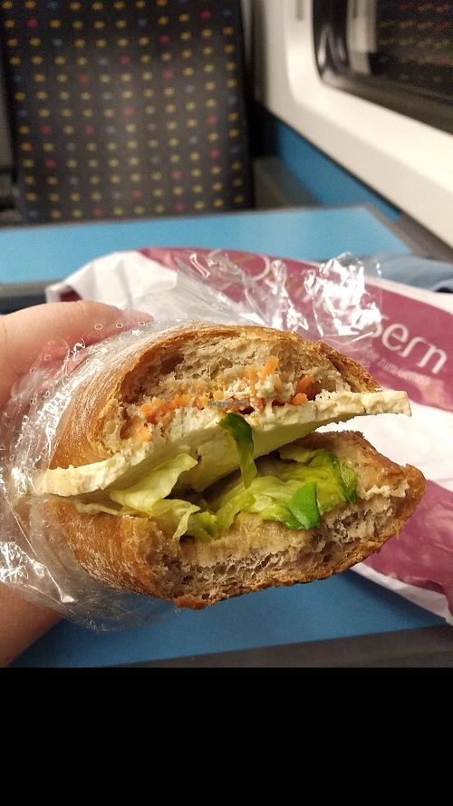 Close up to the tofu-carrots sandwich at Zenhäusern in Martigny