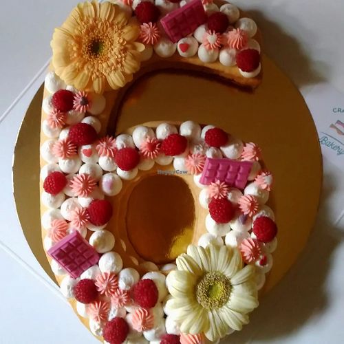 Vegan Cream Tart  at Crave Food Bakery  in Udine