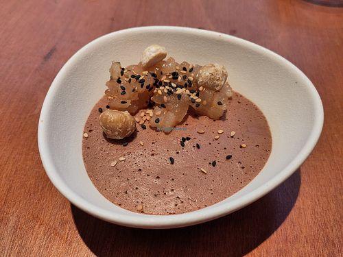 Chocolate mousse at brEAThe Restaurant | Sushi végétal à Paris in Paris