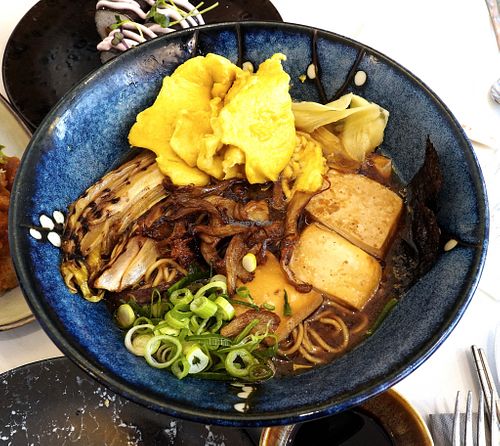 Ramen + extra Omelette at brEAThe Restaurant | Sushi végétal à Paris in Paris