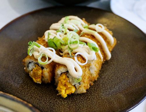 Crispy Shichimi at brEAThe Restaurant | Sushi végétal à Paris in Paris