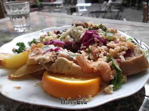 An example of the salad buffet at Kafe Agnez in Malmo