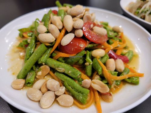 Spicy green beans at Sook Sathorn in Bangkok