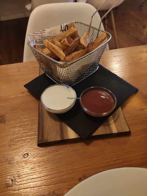 The french fries at Buen Ayre in Mallorca