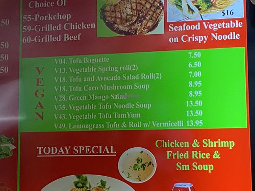 Vegan options clearly marked  at Pho Ginger in Niagara Falls