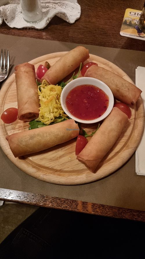 Loempia's at De Dorpsherberg in Ospel