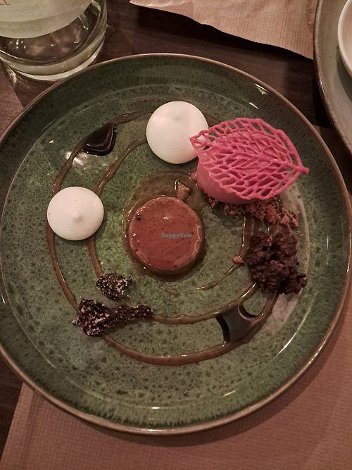 Cherry ice cream and coffee dessert at Lucky Leek in Berlin