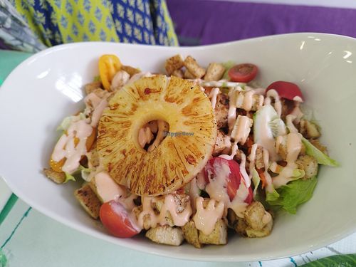 Tropical salad with tofu extra at Fast Vegan in Fuengirola