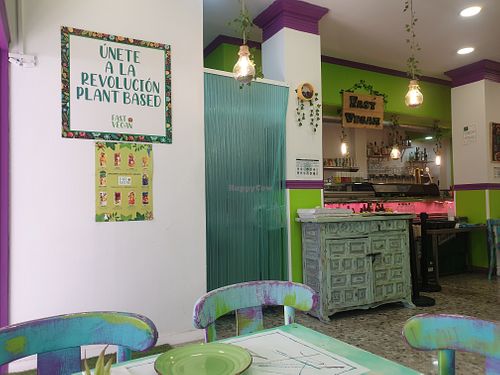 Inside at Fast Vegan in Fuengirola