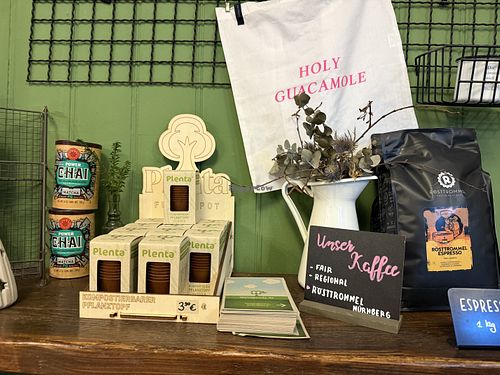 merch  at Picknick in Coburg