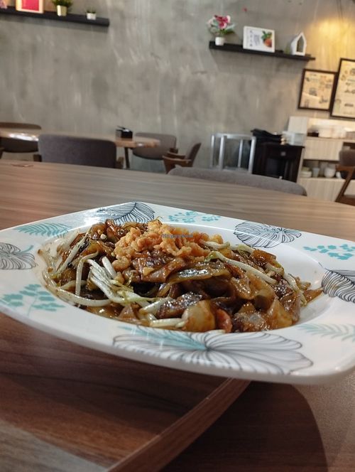 Fried Kweh Teow  at Xiang Ji 香積素食 in Johor Bahru