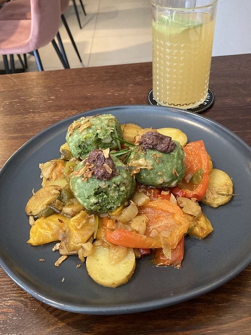 Vegan spinach Knödels with grilled veggies  at Sankt Annas - Augustenstraße  in Munich