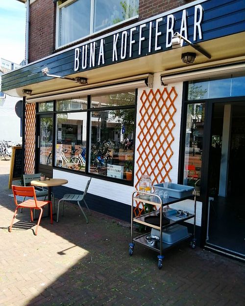 exterior at Buna Koffiebar in Castricum