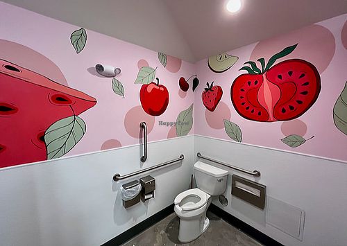 Red toilet at Vegas Vegan Eatery in Las Vegas