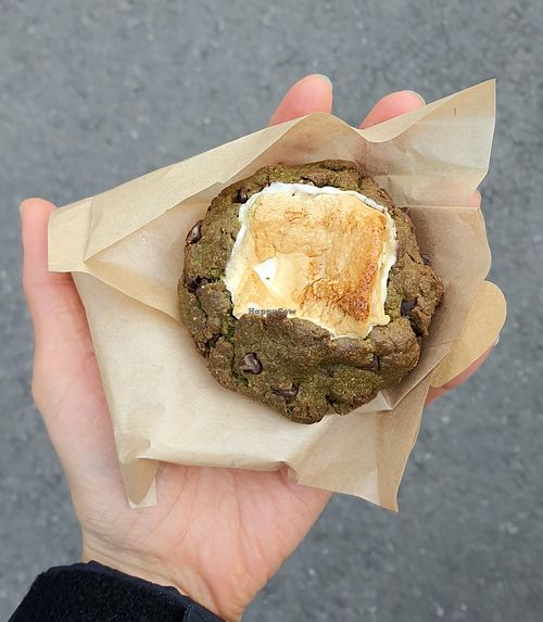 size of scone at Vium 비움 in Seoul