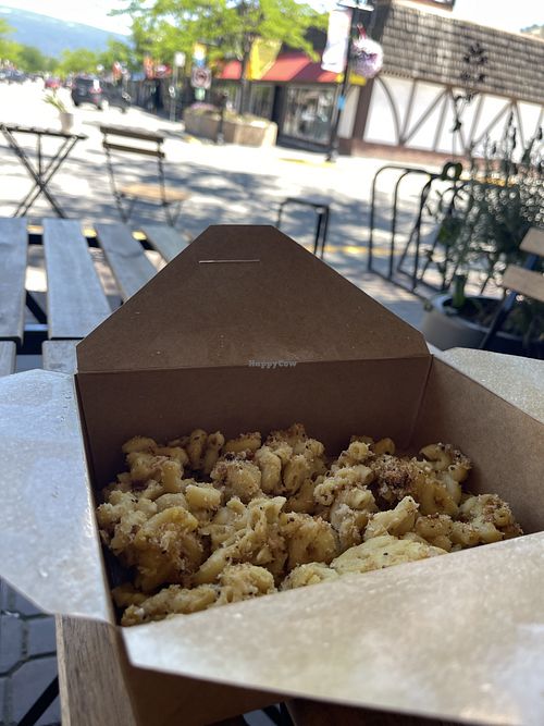 Vegan mac & cheese at The Beanery Cafe in Summerland