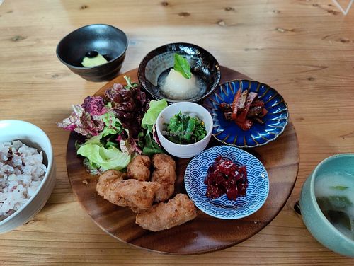 Lunch plate with white miso soup, rice, and desert (1200 JPY) at Thermae Culina in Kyoto