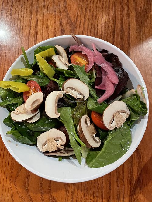 Fresh & Tasty salad  at Pisano's Woodfired Pizza in Bend