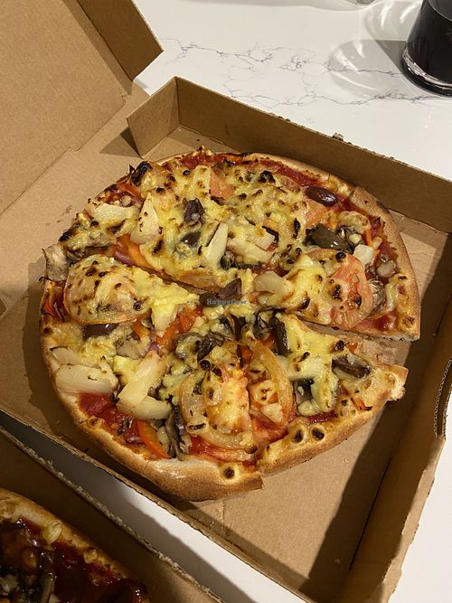 Vegan veg out pizzaa  at Pizzario in Flagstaff Hill