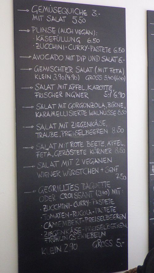 Food menu  at Die Rebellion des Zimtsterns in Berlin