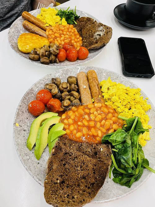 Vegan breakfast & drink for £10  at MADE Wellness Centre in Stone