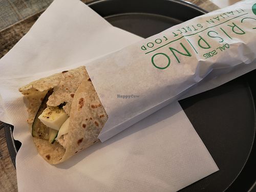 spelt flour piadina with hummus and zucchini at Crispino in Venaria Reale