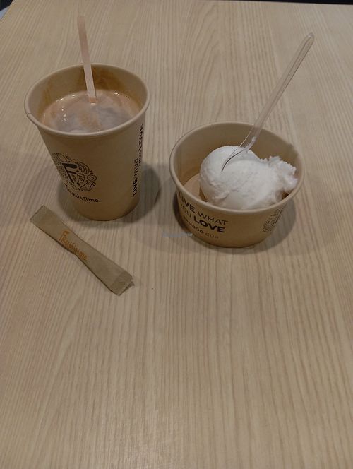 Vegan cappuccino and coconut ice cream at Fruitisimo in Olomouc