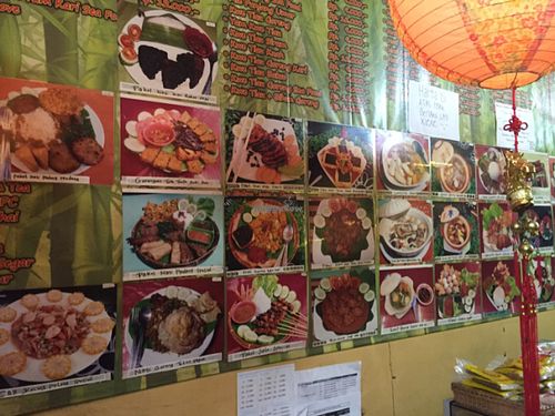 menu pictures on the wall at Ce Pien Chek in 