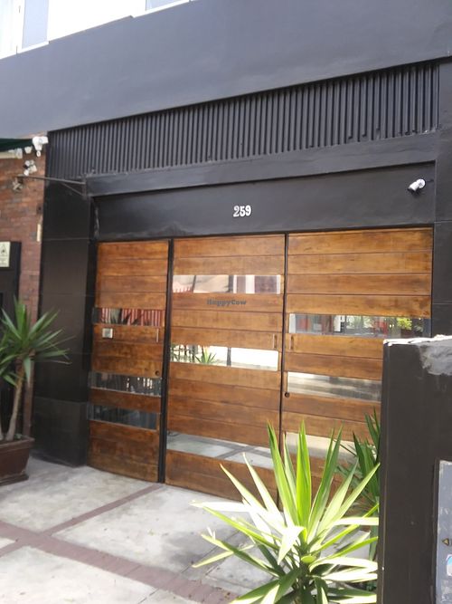 Exterior - Ring doorbell at Gastronomía Vegana in Lima