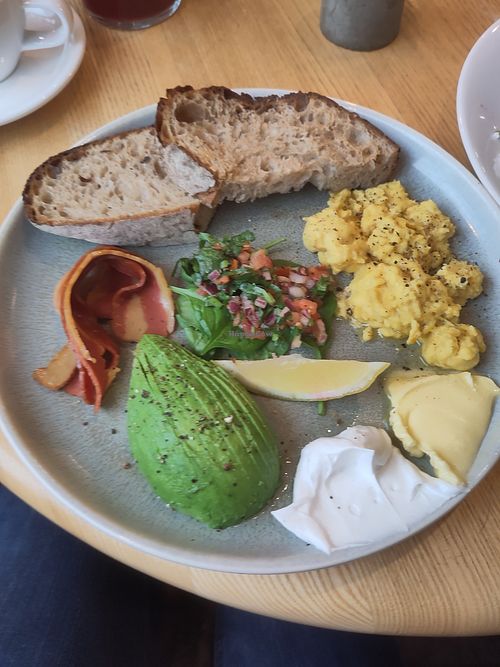 The good one plate at Good One Café in Hamburg