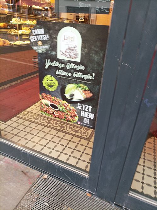 Cigköfte at Asli in Hamburg