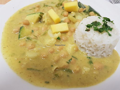 Mango, vegetable curry with jasmine rice at Goreti in Wallsend