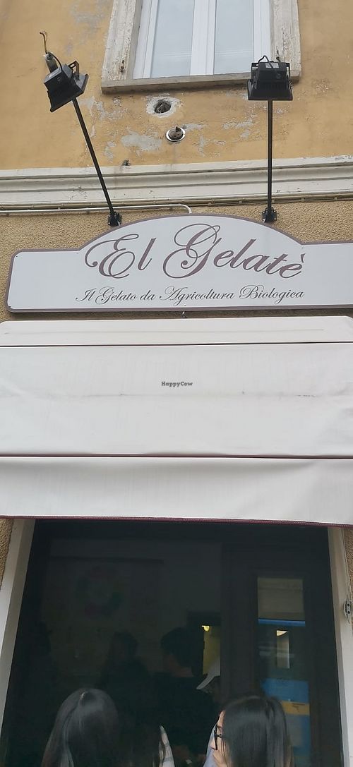 Store front at El Gelatè in Avigliana