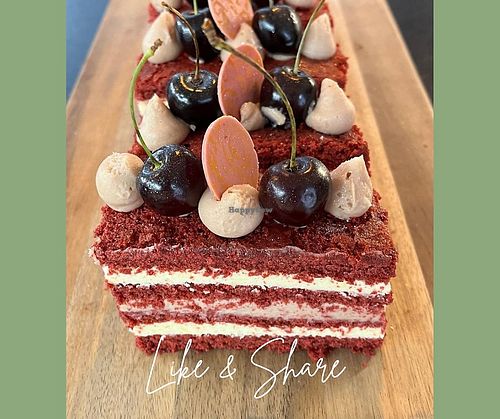 Red Velvet cake (VE) at Auld Bar Cafe in Forfar