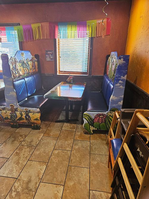 Spacious booths at La Tolteca in Cockeysville