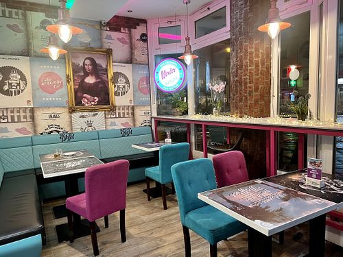 inside at Wonder Waffel - Hohenstaufenring in Cologne