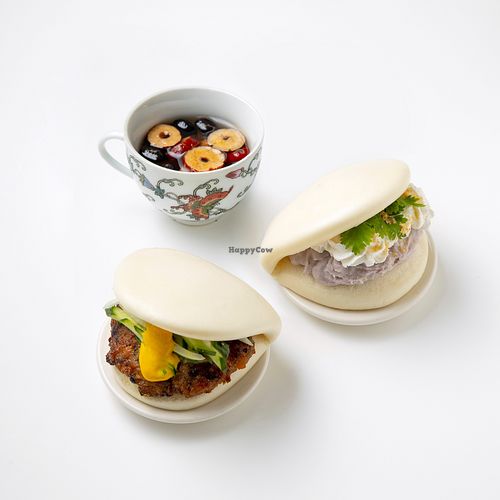 vegan BAOBAO set at DAYLILY KAMPO STAND  in Osaka