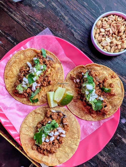 Tacos de Proteína Vegetal y Frijole at Lado V in Buenos Aires