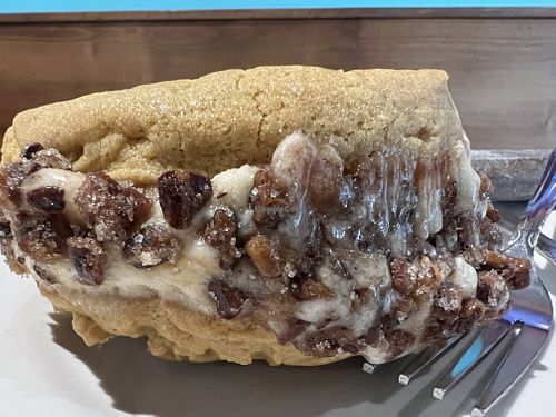 Ice cream sandwich   at Bambi Vegan Tacos in Sacramento